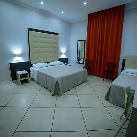 Demo' Hotell 3*